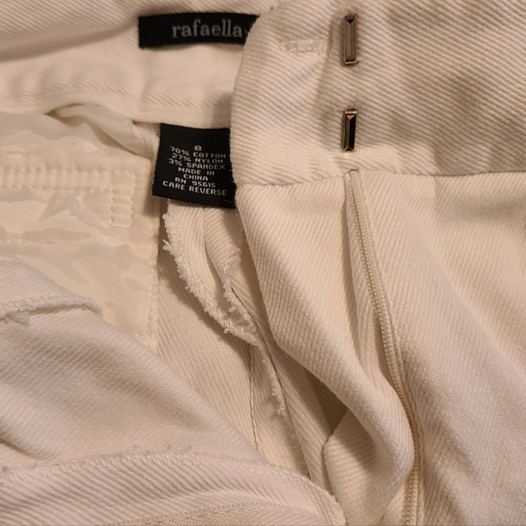 Rafaella Woman's Curvey Fit Flared Bell Bottoms, Size: 8 Color: White - Picture 7 of 16